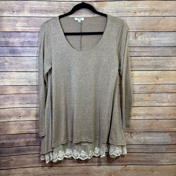 Umgee Tops - UMGEE Long Sleeved Tunic Top Lace Edge Size Small